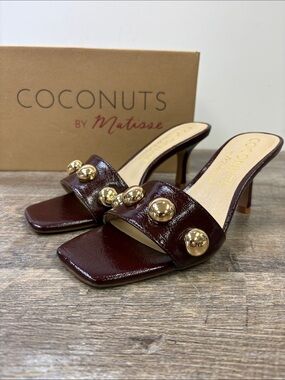 Coconuts by Matisse Theo Burgundy Studded Slide Heels Size 8
